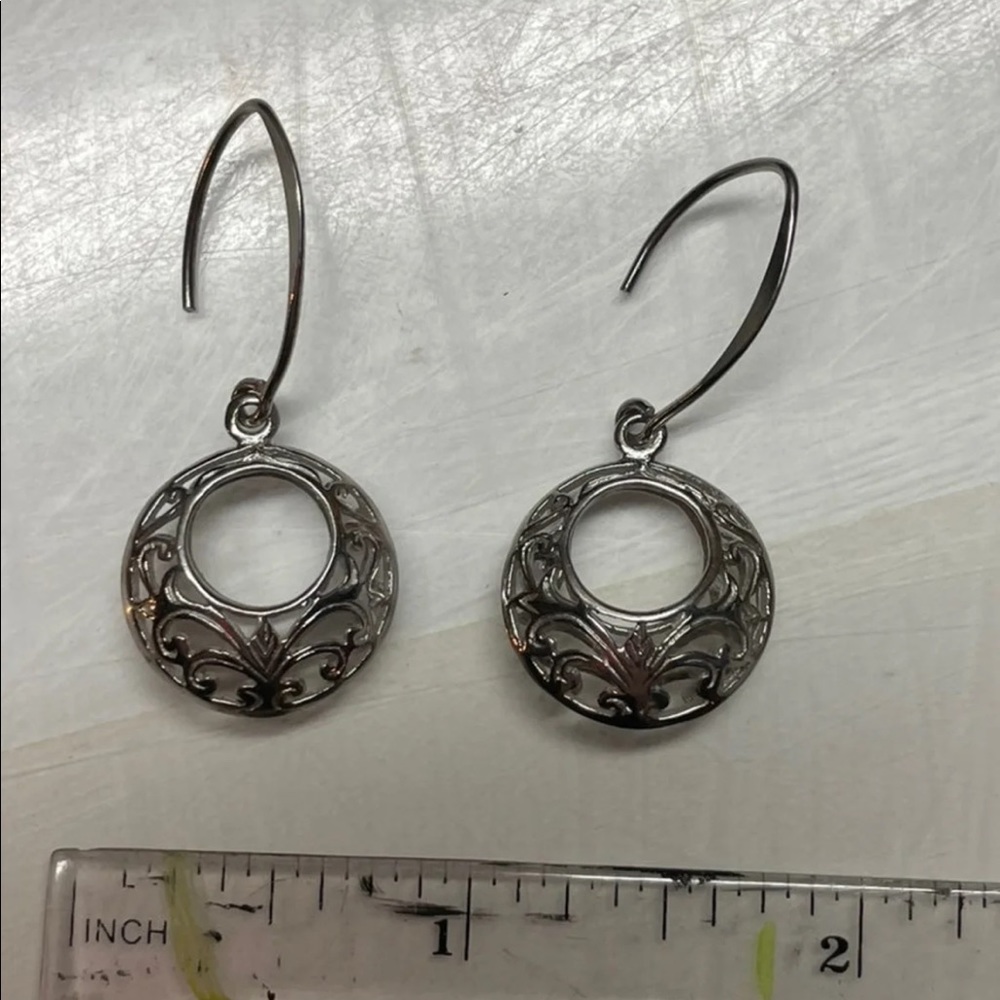 SS earrings